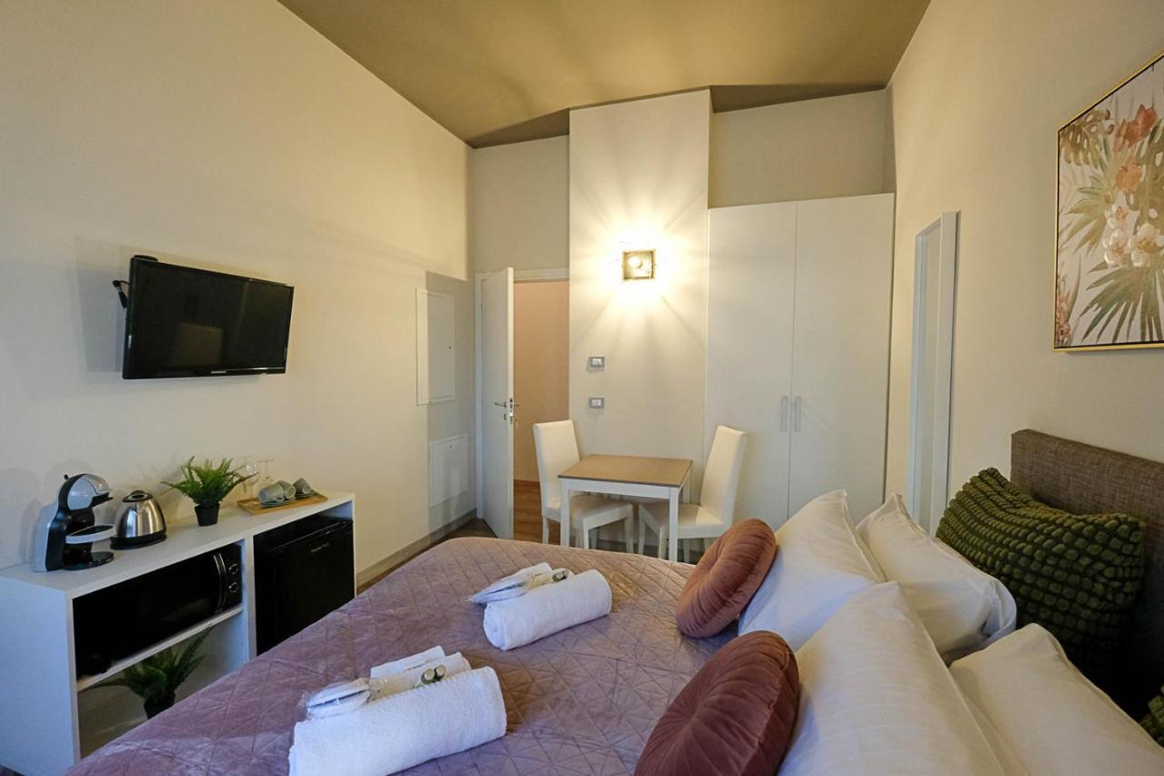 Verona Suites And Rooms Exterior photo